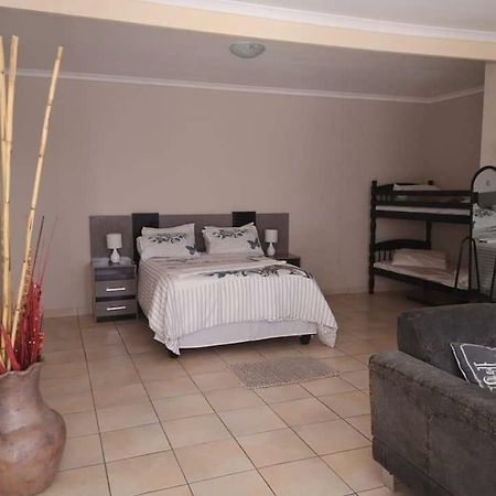 Stevens Guesthouse Swakopmund Værelse billede